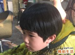 梦见理发，做梦梦见别人给我理发很难看