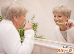 梦见牙齿掉了并吐一把，做梦梦见牙一直掉一边吐