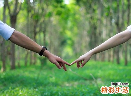 梦见老婆当着我面出轨，做梦梦见媳妇出轨什么预兆