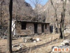 梦见农村老家的房子倒塌破烂不堪