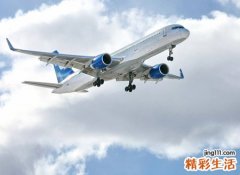 梦见和家人一起坐飞机去美国夏威夷