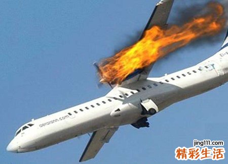 梦见目睹飞机坠毁无一人生还