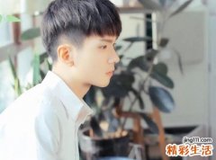 梦见了暗恋的男生和他拥抱接吻
