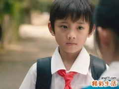 梦见抱着可爱的小男孩玩耍