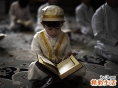 梦见自己抱一个孩子和老公去逛商场