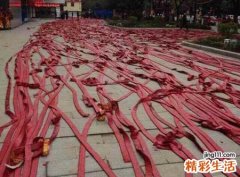 梦见放鞭炮声音很大震耳欲聋