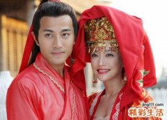 梦见自己穿红色的婚纱在教堂结婚