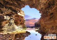 梦见棺材里没有死人但有个小孩蹲在里面