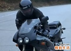 梦见新车丢了被人偷走到处找车