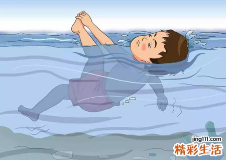 梦见落水后自救爬上岸感觉很幸运