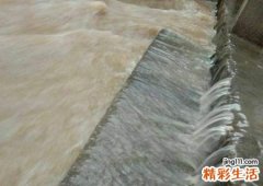 梦见家里发大水家具和被子都被水泡了