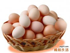 梦见自己到鸡窝捡了很多鸡蛋