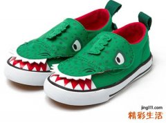 梦见好多新鞋子摆放在鞋架上