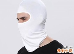 梦见一群小混混在闹市抢东西