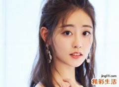 文艺简约有古典味道的昵称，女生网名请爱上我的女人味