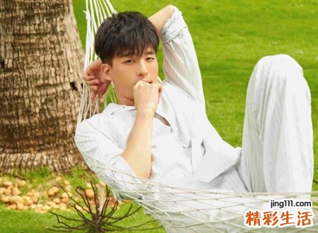 忧伤失爱让人痛心的男生伤感网名