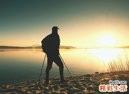 梦见去旅游