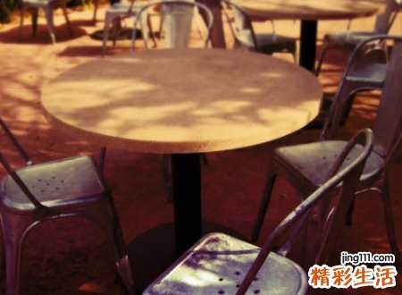 有人欢欣有人忧愁的文艺范微信名字