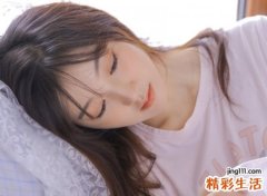 藏一个人在心里的网名