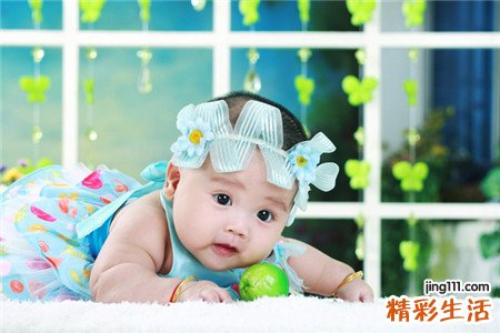 姓韦女孩有诗意的名字