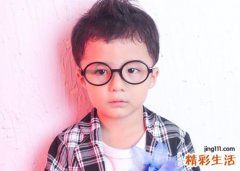 带君字的男孩名字