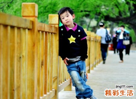 带语字的男孩名字