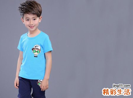 潮一点的姓吴的男孩名字