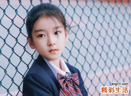 有水有木的女孩名字