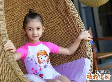 姓华的女孩子名字