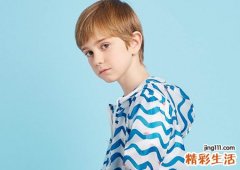 带翊的男孩名字