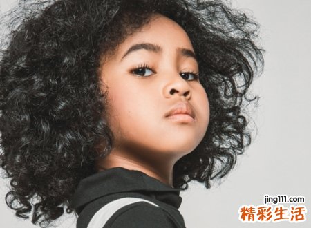 带煊字好听寓意好的女孩名字