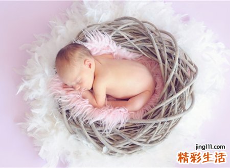 带洛字的男孩名字