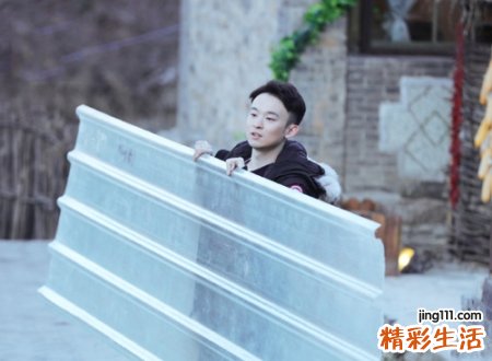 阳光帅气的男生英文名