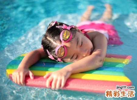 带熠字的唯美女孩名字