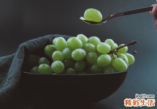 吃葡萄可以吃葡萄皮吗 葡萄适合什么时候吃