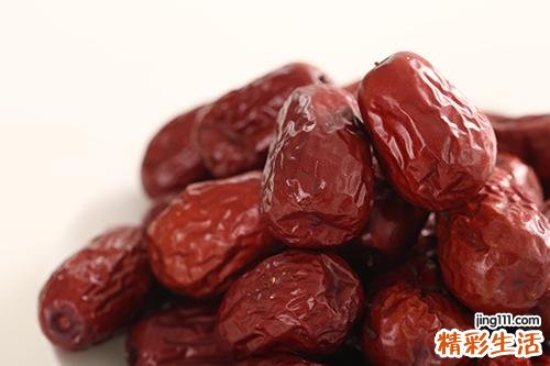 红枣生吃能补血吗 哪些人不能吃红枣