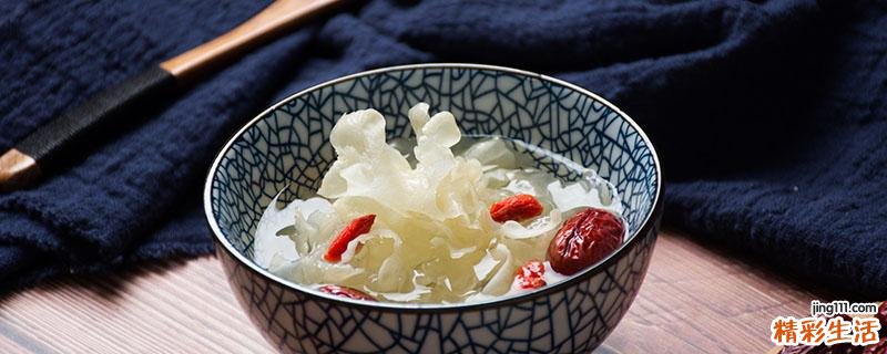 银耳和枸杞可以一起吃吗 银耳和枸杞同吃有什么好处