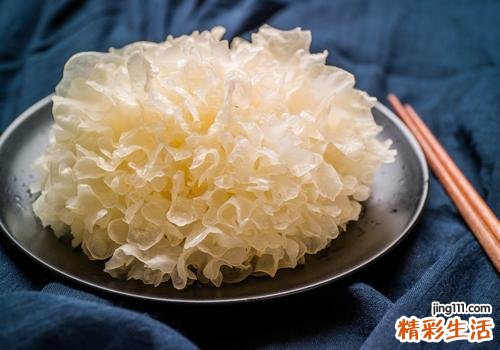 银耳要用冷水还是热水泡 银耳泡发多长时间最好