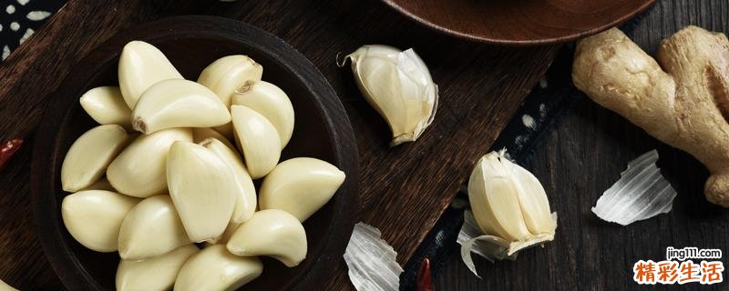 蒜瓣变黄透明还能吃吗 蒜头坏了一瓣其他的可以吃吗