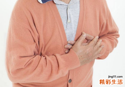 荨麻疹胸闷是怎么回事 荨麻疹胸闷怎么办