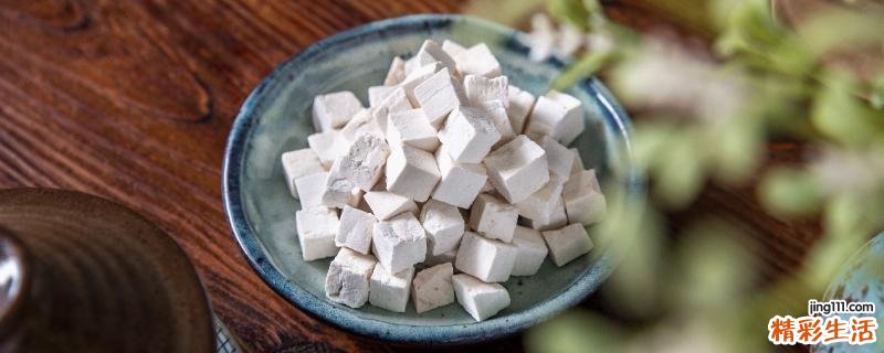 土茯苓伤肝还是护肝 土茯苓煲汤颜色那么红怎么回事