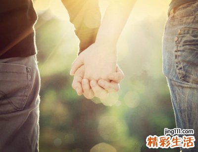 脱色法治疗四环素牙