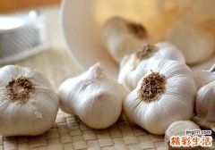 吃大蒜后怎么去味 大蒜吃多了会上火吗