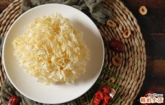 银耳受潮变软还能吃吗 干银耳受潮了怎么办