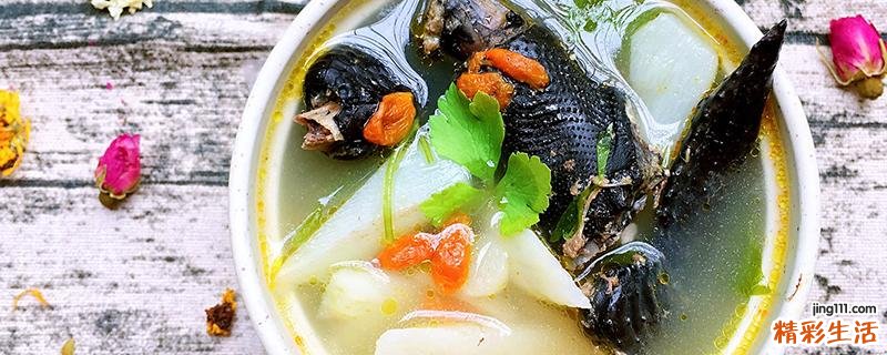 乌鸡汤可以放胡萝卜吗 乌鸡胡萝卜汤的做法