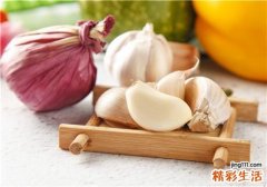 大蒜烤熟吃有啥功效 大蒜烧熟吃治拉肚子吗