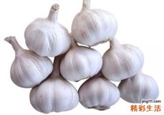 大蒜煮水能治感冒吗 风热感冒、风寒感冒哪个能吃呢？