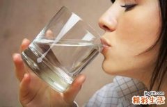 坐月子可以喝水吗