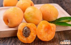 黄桃每天吃多少合适 黄桃吃多了会怎样