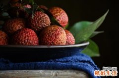荔枝可以煮着吃吗 荔枝怎么吃不会上火